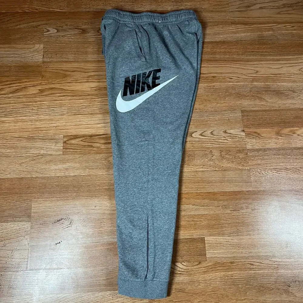 Nike Youth Boys L Large‎ Gray Club Fleece Joggers Pants CJ7863-091 Preowned
